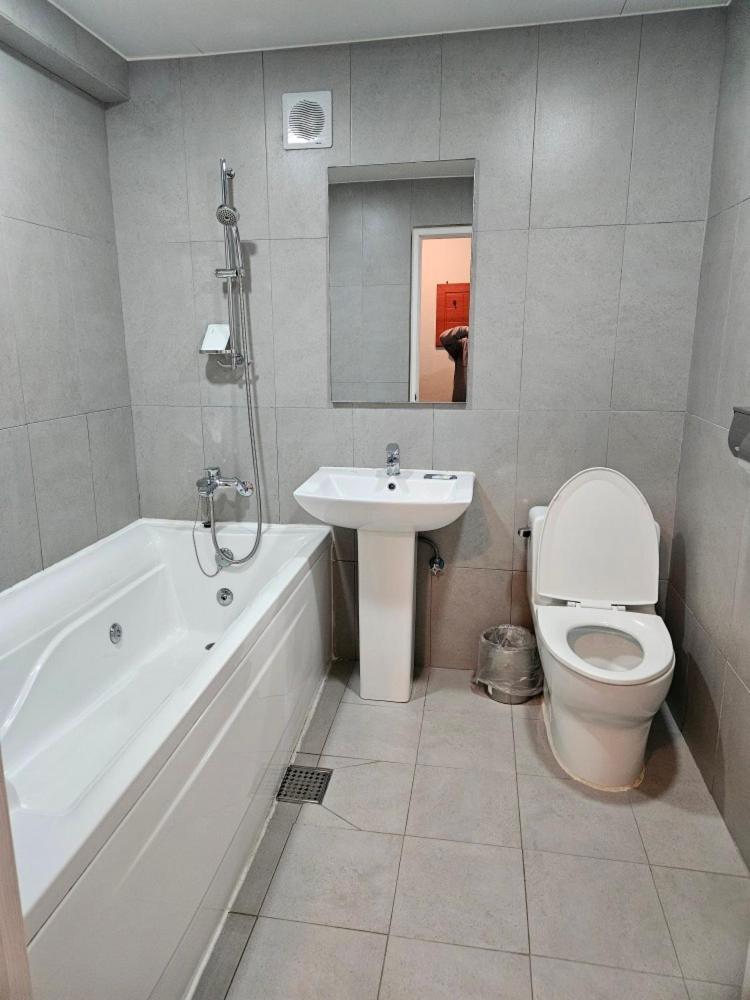Hotel Junoh Szöul Kültér fotó